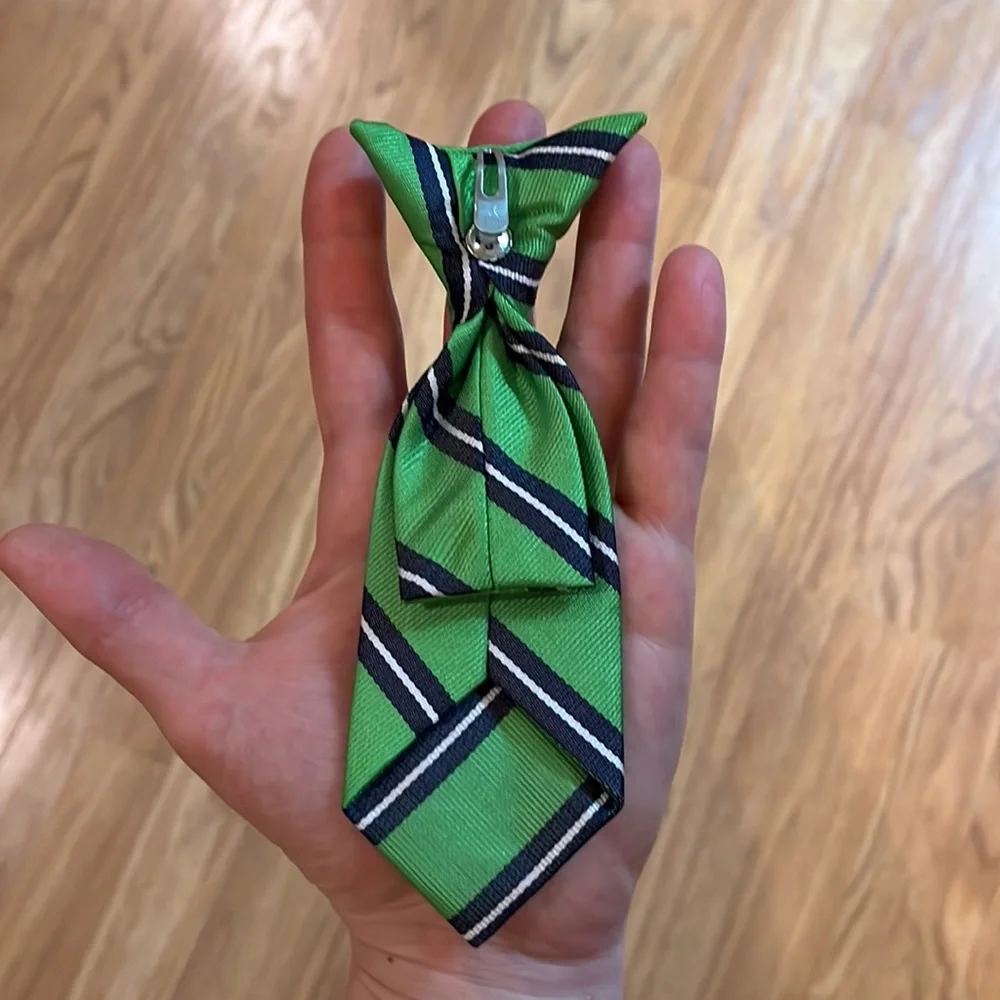 Lots of 14 clip on baby ties. These are not toddler size. - Picture 16 of 16